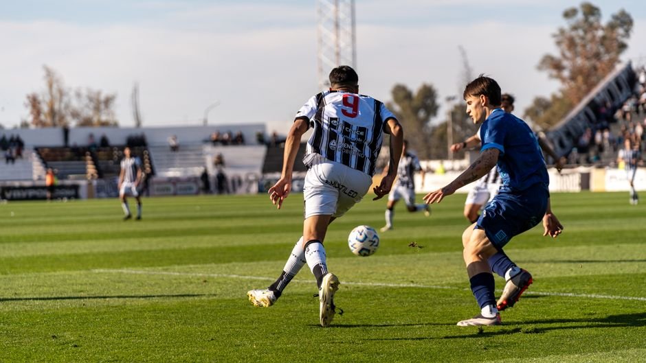 Costa do Marfim vence Equador no fim e estreia com vitoria
