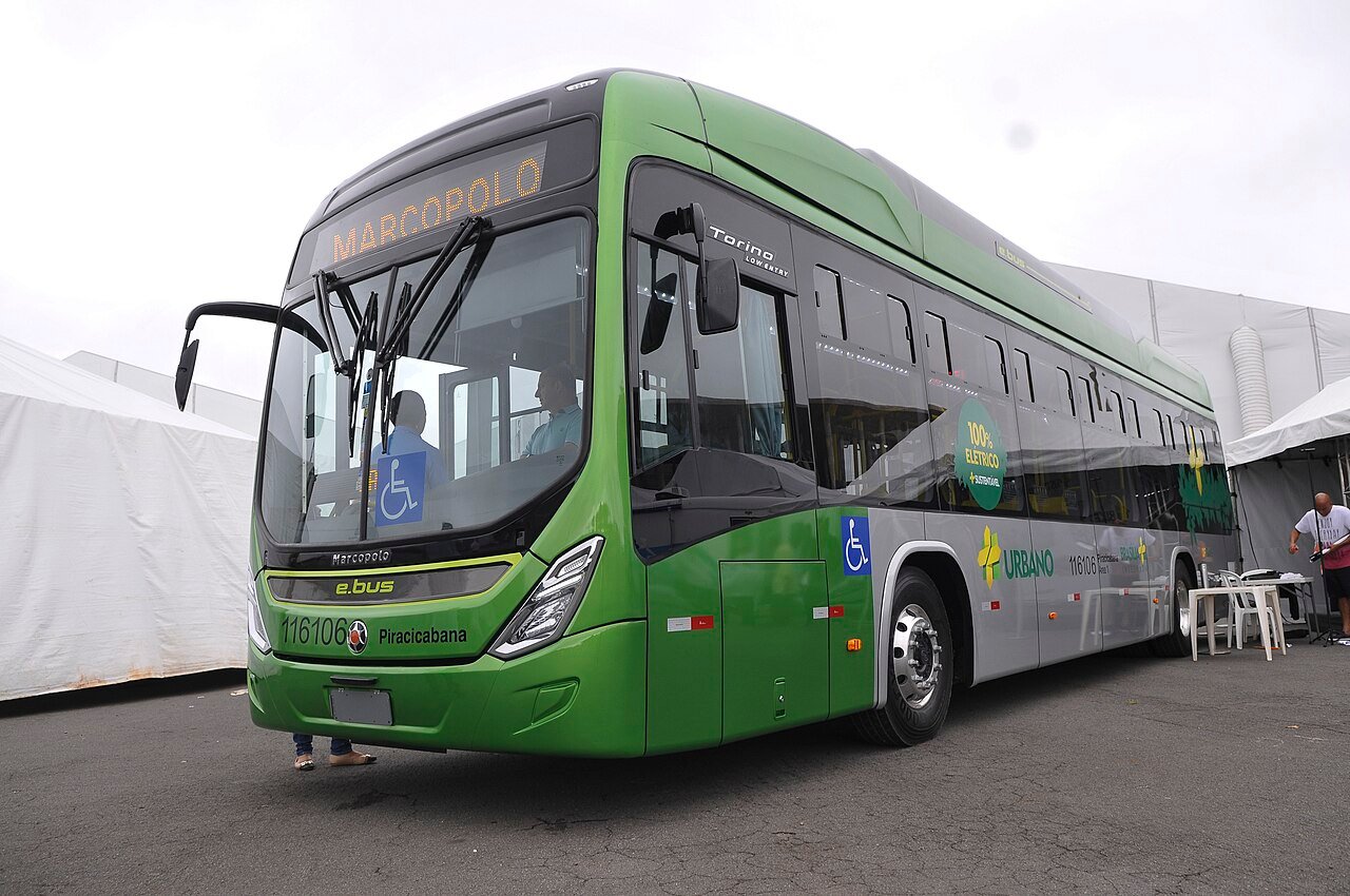 Ônibus do transporte coletivo do DF estacionado em Brasília, foto de arquivo