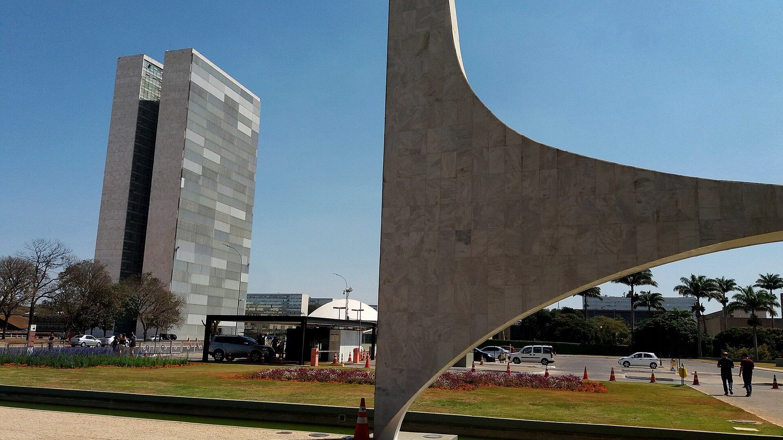 Congresso Nacional visto do Eixo Monumental, em Brasília