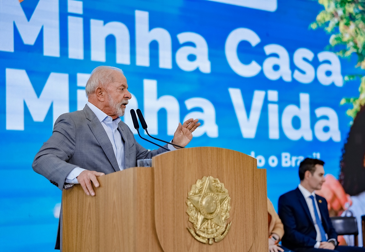 Presidente Lula em entrega do Minha Casa Minha Vida